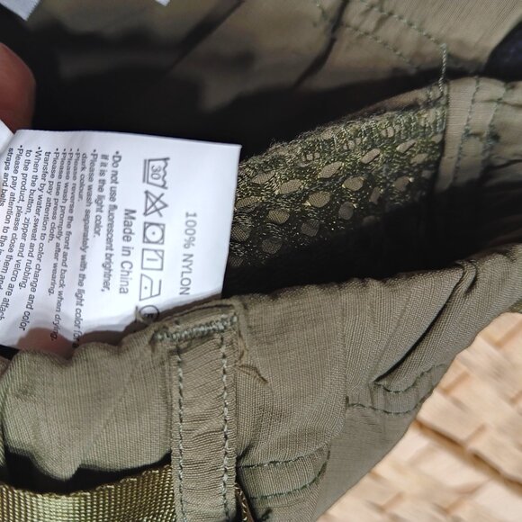 Gramicci Convertible Micro Ripstop Cargo Zip Off Small Midi EUC Army Olive Green - Picture 12 of 12